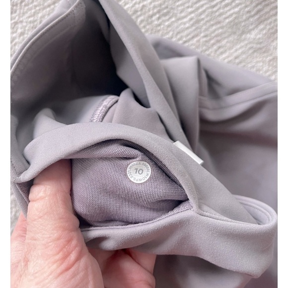 Lululemon Instill High-Rise Tight 25"
Violet Verbena - Picture 5 of 6